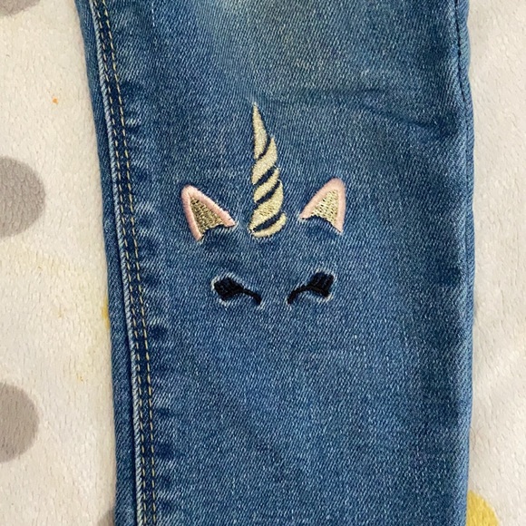 Toddler Girl Jeans 👖 - Picture 2 of 3